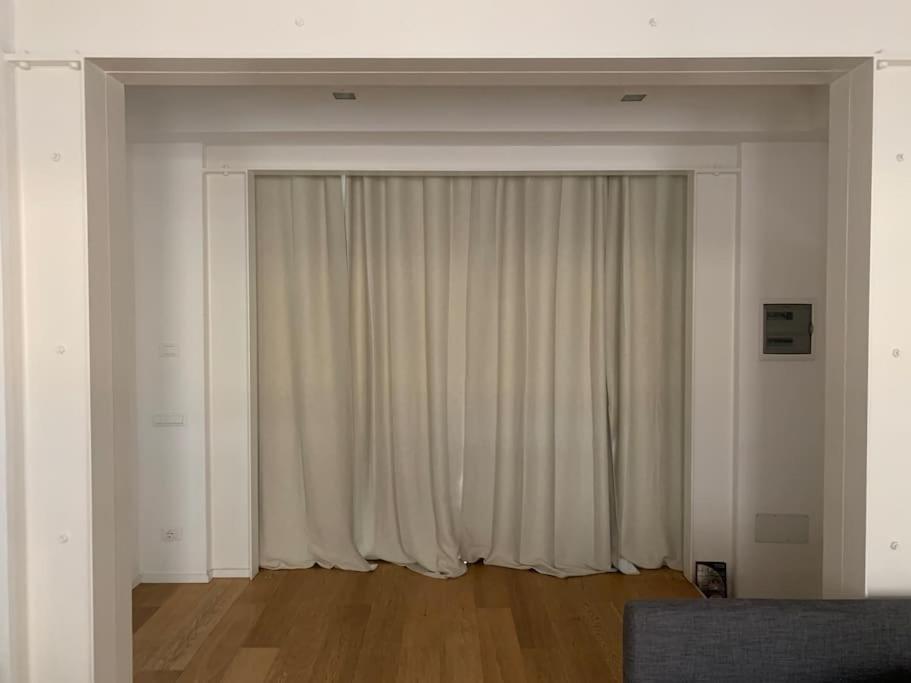 Interno4Home: In Centro Storico Con Posto Auto Ferrara Exteriér fotografie